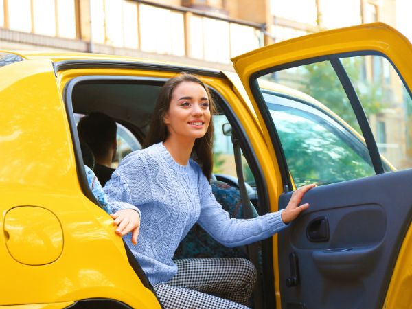 Why Travellers Should Rent a Car Instead of Using Taxis in Turks and Caicos